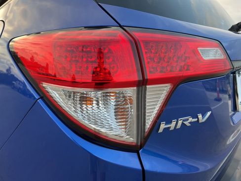 Used 2021 Honda HR-V Sport image 7