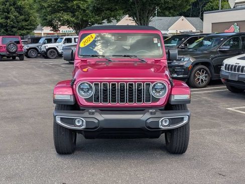 Certified 2024 Jeep Wrangler Unlimited Sahara w/ Technology Group AWD/4WD image 8