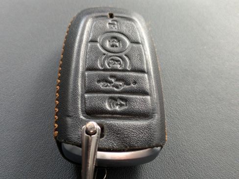 Used 2022 Ford F150 Limited image 38