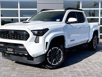 Used 2025 Toyota Tacoma TRD Sport w/ TRD Sport Upgrade Package