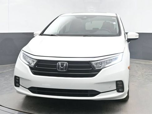 Used 2023 Honda Odyssey Elite image 3