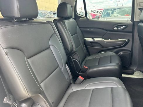 Used 2023 GMC Acadia SLT w/ Elevation Edition FWD image 29
