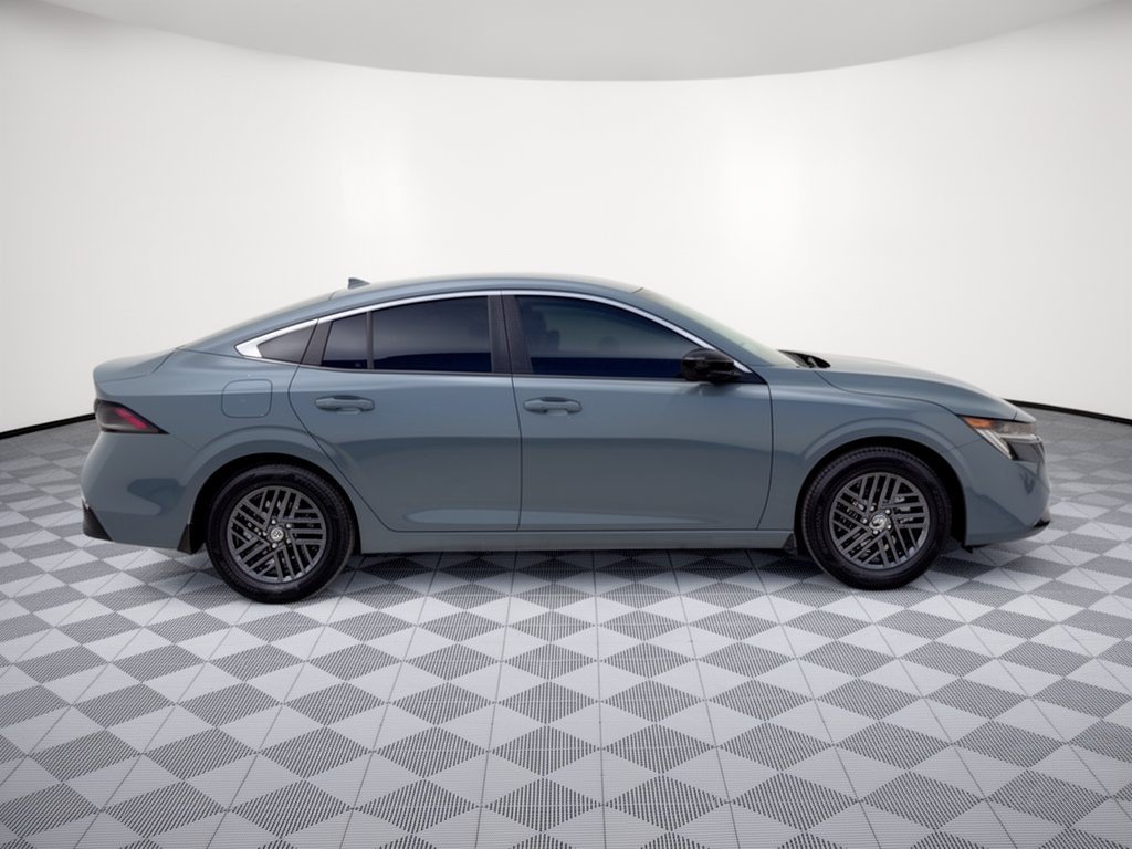 New 2027 Nissan Sentra SV FWD image 8