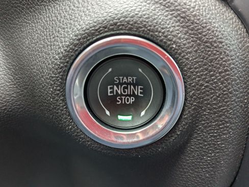 Used 2019 GMC Sierra 1500 SLT w/ SLT Premium Plus Package AWD/4WD image 23