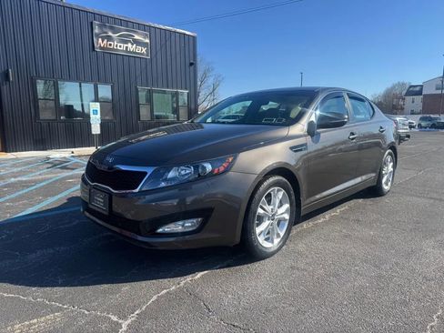 Used 2011 Kia Optima EX image 1