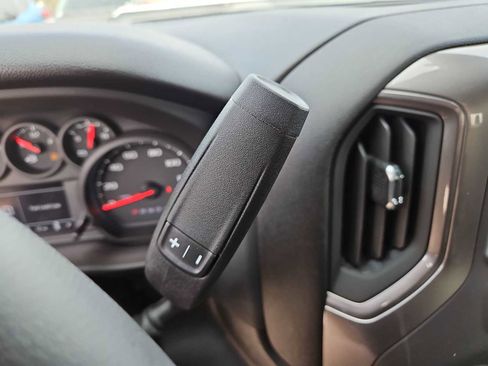 Used 2025 Chevrolet Silverado 2500 Custom w/ Custom Convenience Package image 18