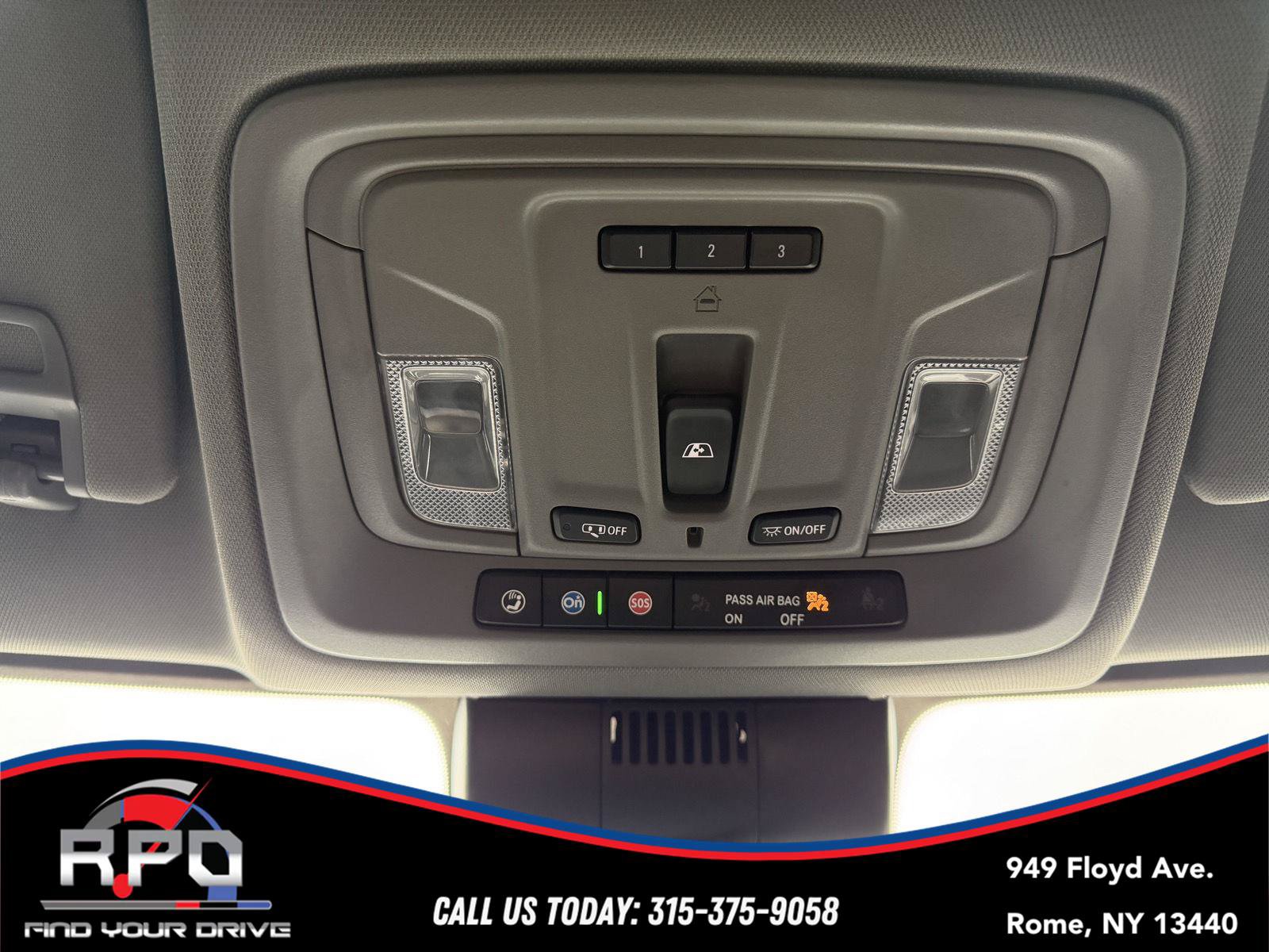 Used 2023 Chevrolet Silverado 1500 RST w/ Redline Edition AWD/4WD image 28