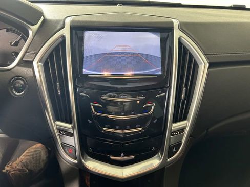Used 2013 Cadillac SRX Luxury image 23