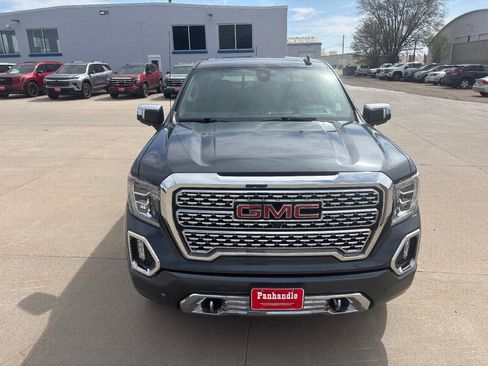 Used 2022 GMC Sierra 1500 Denali w/ Denali Reserve Package AWD/4WD image 12
