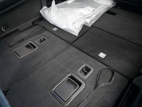 New 2025 Jeep Grand Cherokee L Limited w/ Trailer Tow Package image 18