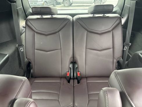 Used 2023 Cadillac XT6 Premium Luxury w/ Technology Package AWD/4WD image 12