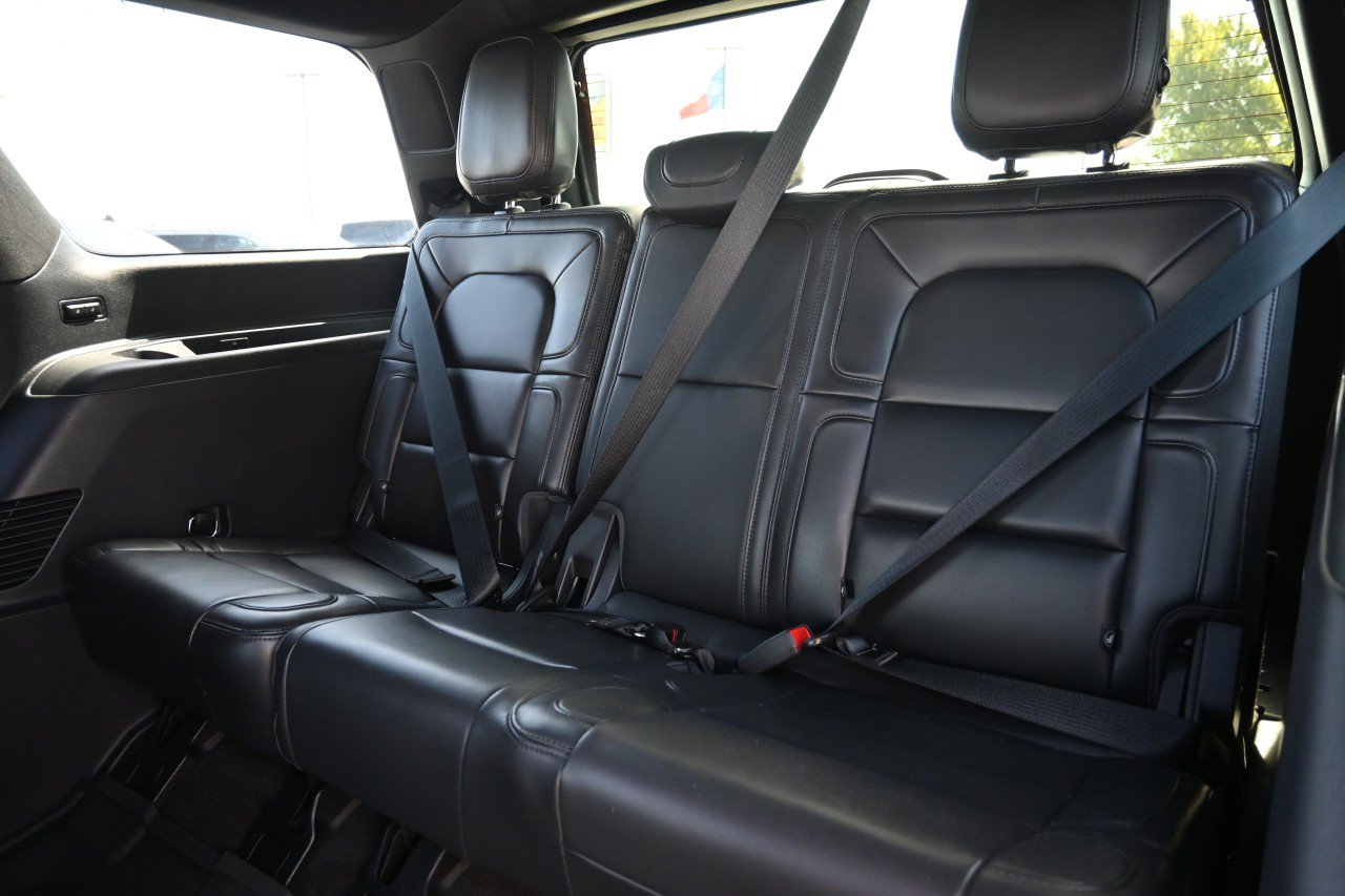 Used 2023 Lincoln Navigator Reserve AWD/4WD image 21