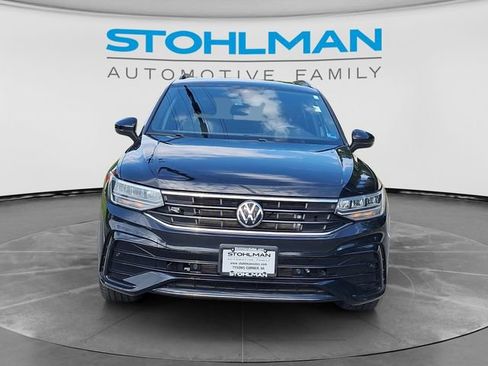Certified 2023 Volkswagen Tiguan SE R-Line FWD image 2