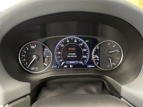 Used 2024 Buick Enclave Premium image 20