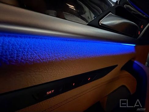 Used 2020 BMW 540i w/ M Sport Package image 39