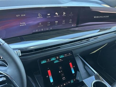 Certified 2025 Cadillac Escalade Premium Luxury image 16