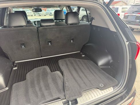 Used 2018 Kia Sportage SX image 40