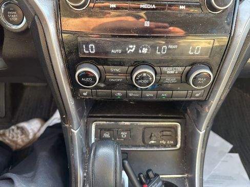 Used 2020 Subaru Ascent Limited w/ Technology Package image 21