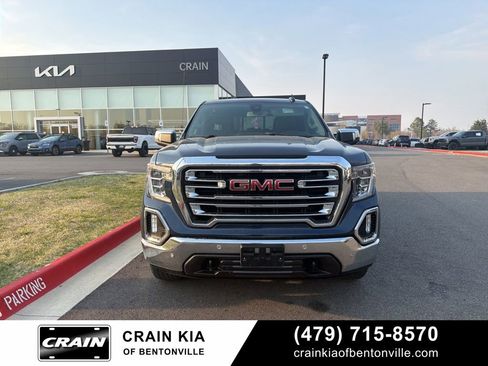 Used 2019 GMC Sierra 1500 SLT w/ SLT Premium Plus Package image 3