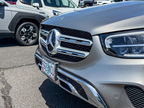 Certified 2021 Mercedes-Benz GLC 300 4MATIC image 4