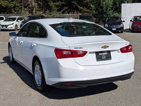 Used 2024 Chevrolet Malibu LT FWD image 7
