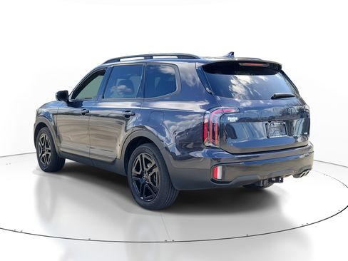 Used 2025 Kia Telluride SX Prestige X-Line image 4