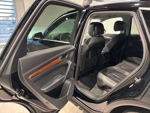 Used 2021 Audi Q5 2.0T Premium image 28