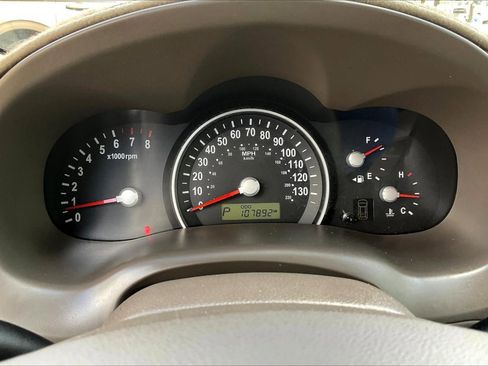 Used 2008 Kia Sedona LX image 13