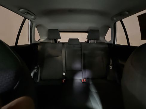 Used 2021 Toyota RAV4 XLE w/ Convenience Package image 33