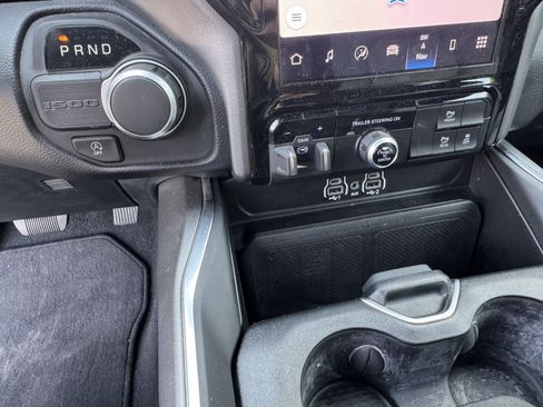 Used 2025 RAM 1500 Big Horn RWD image 30