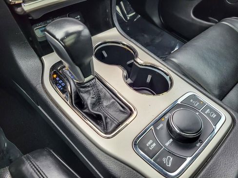 Used 2019 Jeep Grand Cherokee High Altitude image 18