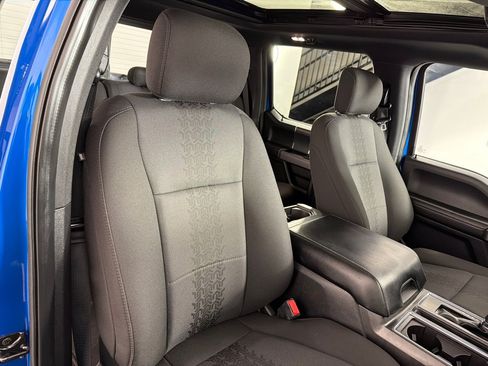 Used 2019 Ford F150 XLT w/ Equipment Group 302A Luxury AWD/4WD image 23