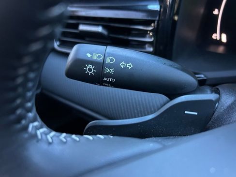 Certified 2025 Toyota Camry SE image 21