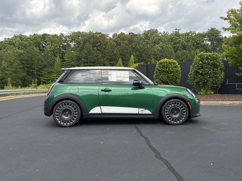 New 2026 MINI Cooper S FWD image 5