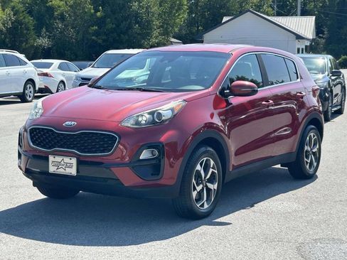 Used 2020 Kia Sportage LX w/ LX Popular Package AWD/4WD image 3