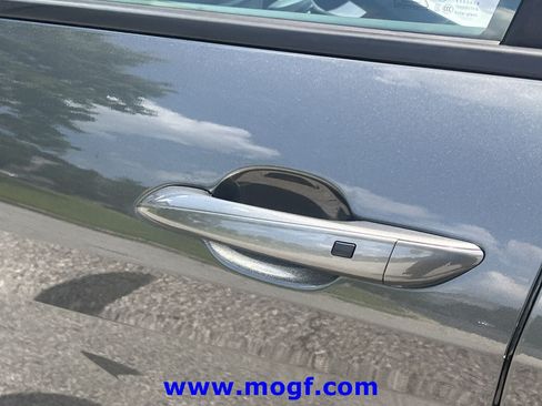 Used 2025 Hyundai Elantra Sport FWD image 29
