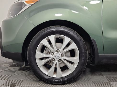 Used 2014 Kia Soul + image 15