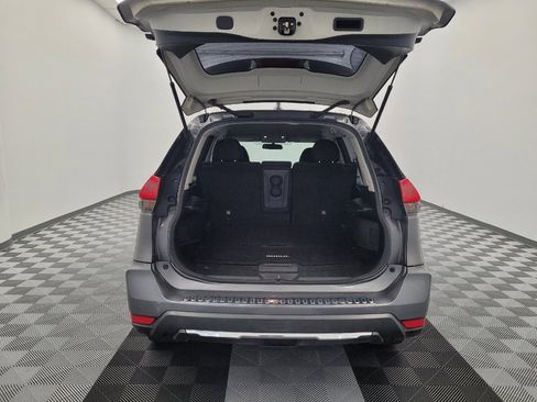 Used 2018 Nissan Rogue S FWD image 29