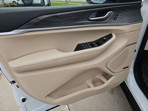 Certified 2021 Jeep Grand Cherokee L Limited AWD/4WD image 14