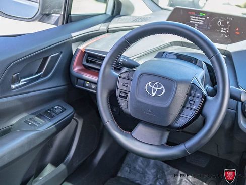 Used 2024 Toyota Prius Prime FWD image 34