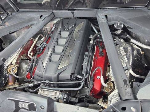 Used 2025 Chevrolet Corvette Stingray Preferred Cpe w/ Battery Protection Package RWD image 14