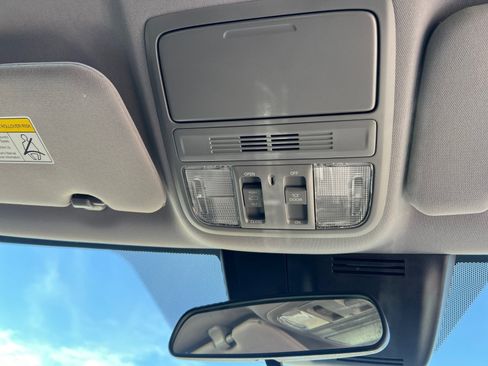 Used 2018 Honda CR-V EX image 24