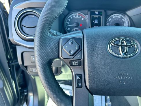 Used 2023 Toyota Tacoma TRD Sport w/ Advanced Technology Package image 14