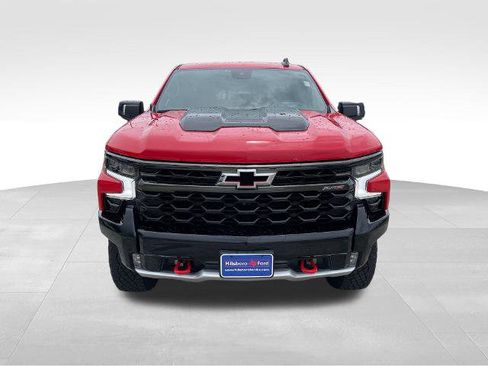 Used 2023 Chevrolet Silverado 1500 ZR2 w/ Technology Package image 11