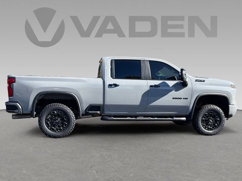 Used 2024 Chevrolet Silverado 2500 LT w/ Z71 Sport Edition image 5