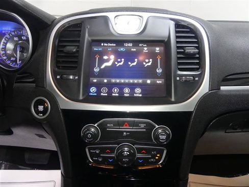 Used 2023 Chrysler 300 Touring w/ Sport Appearance Package RWD image 34
