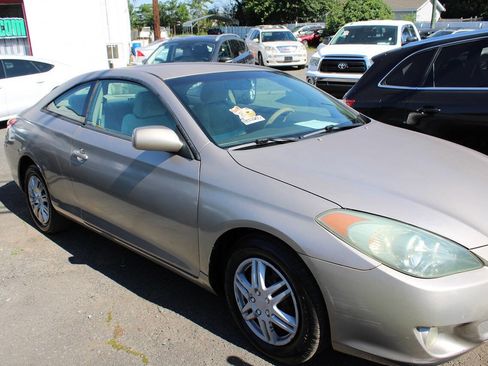 Used 2004 Toyota Solara SE Sport FWD image 3