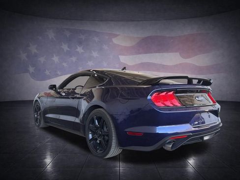 Used 2020 Ford Mustang Coupe w/ Black Accent Package RWD image 3