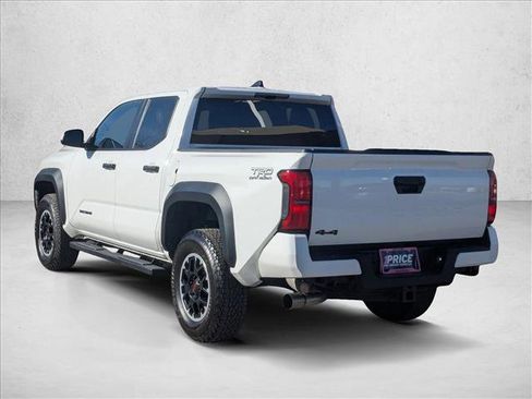 Used 2024 Toyota Tacoma TRD Off-Road image 7