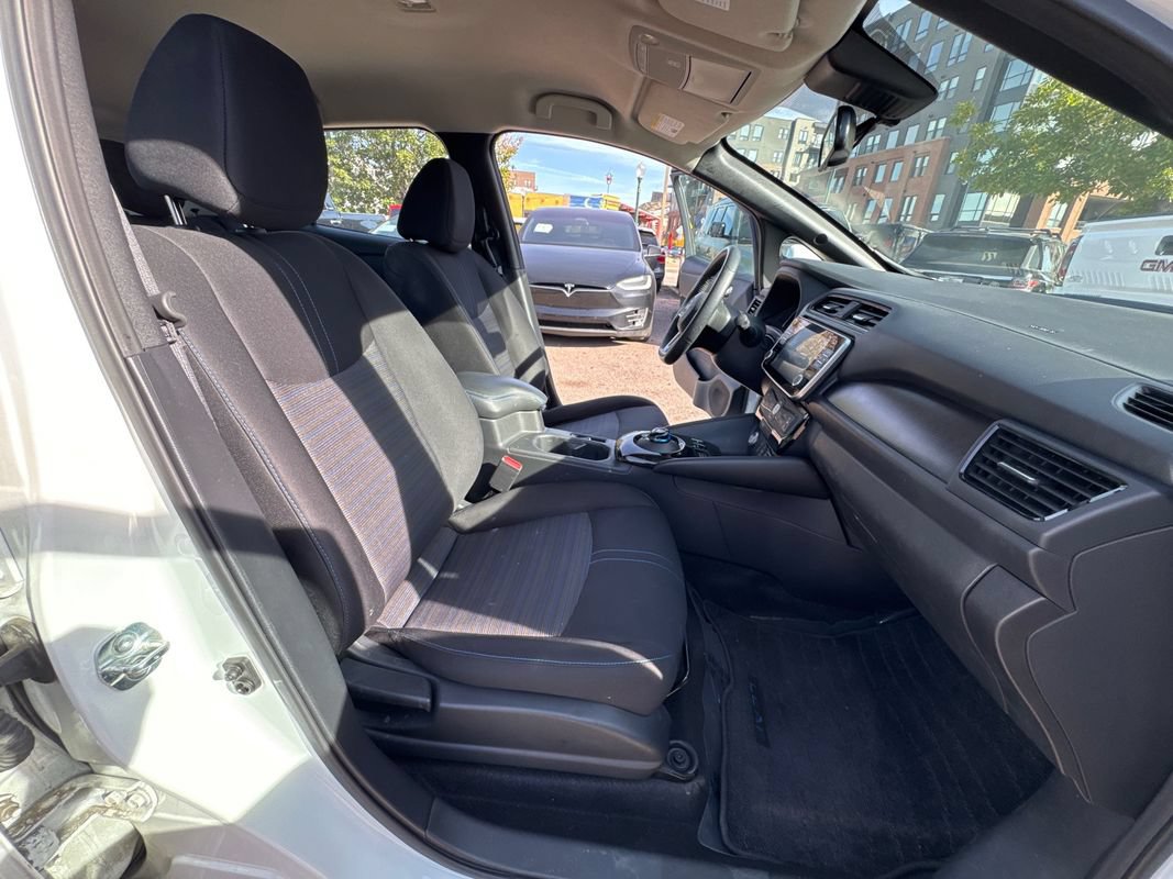 Used 2025 Nissan Leaf SV Plus FWD image 22